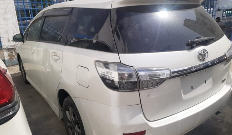 2013 Toyota Wish full