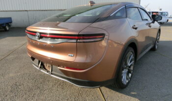 TOYOTA CROWN HYBRID MODEL 2022 full