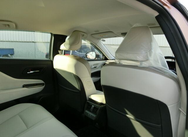 TOYOTA CROWN HYBRID MODEL 2022 full