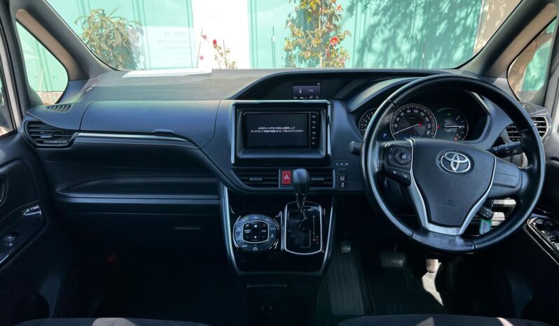 TOYOTA NOAH ESQUIRE full