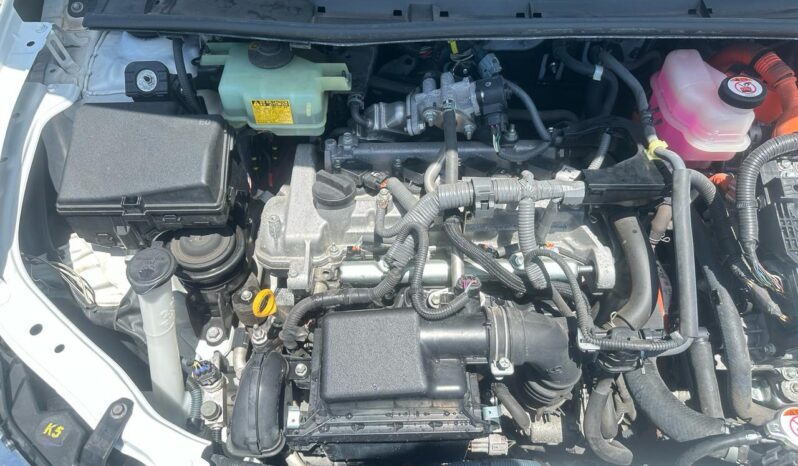 TOYOTA FIELDER HYBRID full